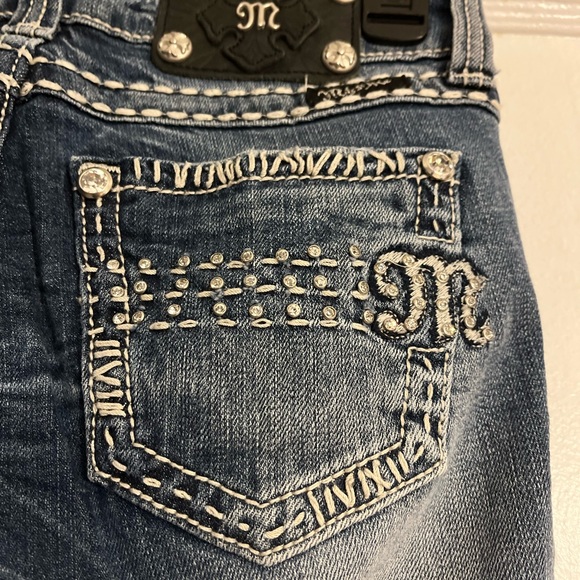 Miss Me Skinny Jeans - Picture 5 of 9